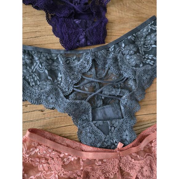 Victoria's Secret Very Sexy Cheeky Hipster Panty Bundle sz xSmall New - Picture 5 of 5